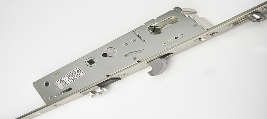 CARL F GROUPCO EXTENDS KENRICK DOOR LOCK FAMILY